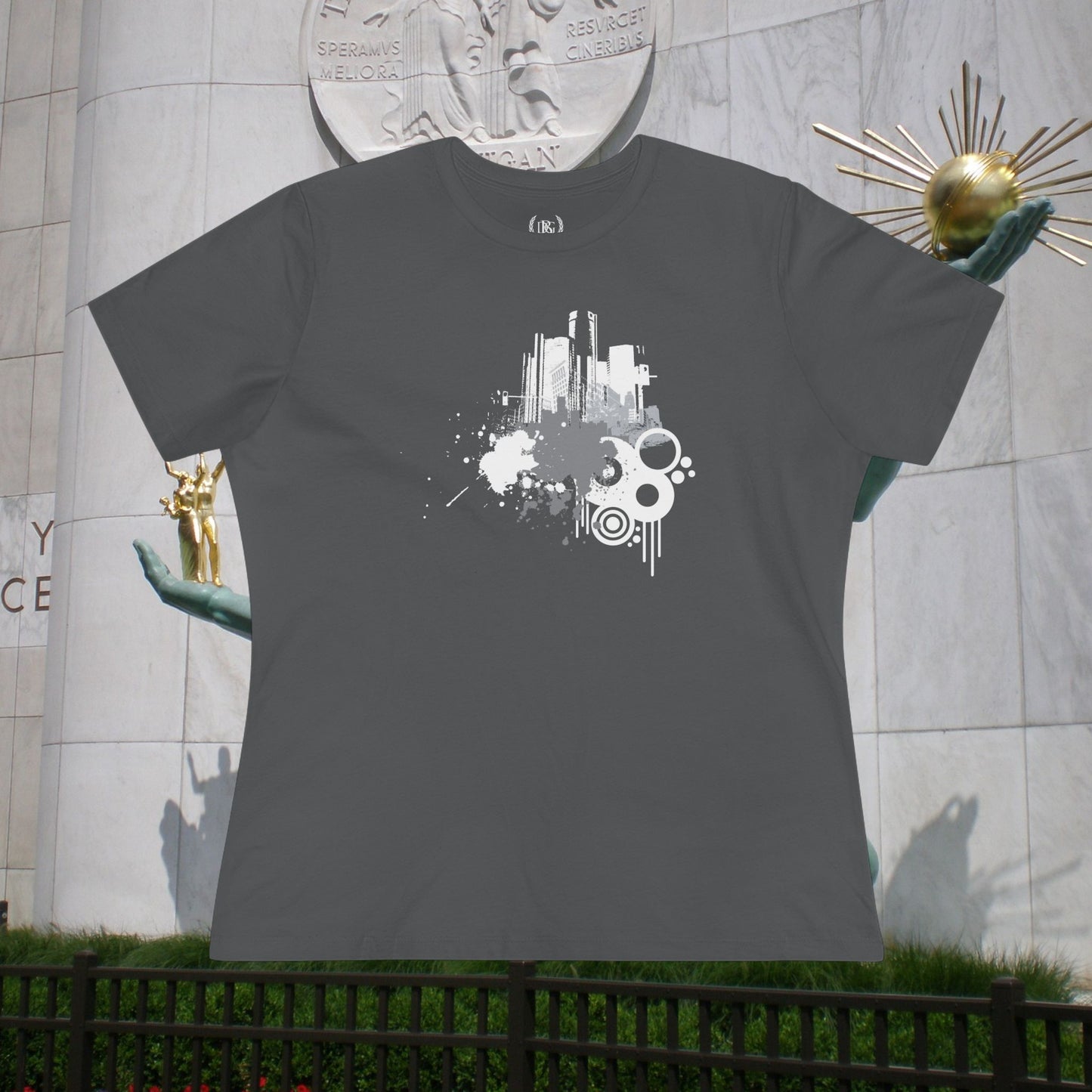 Detroit Grunge 313 Women's T-shirt on Black & Gray