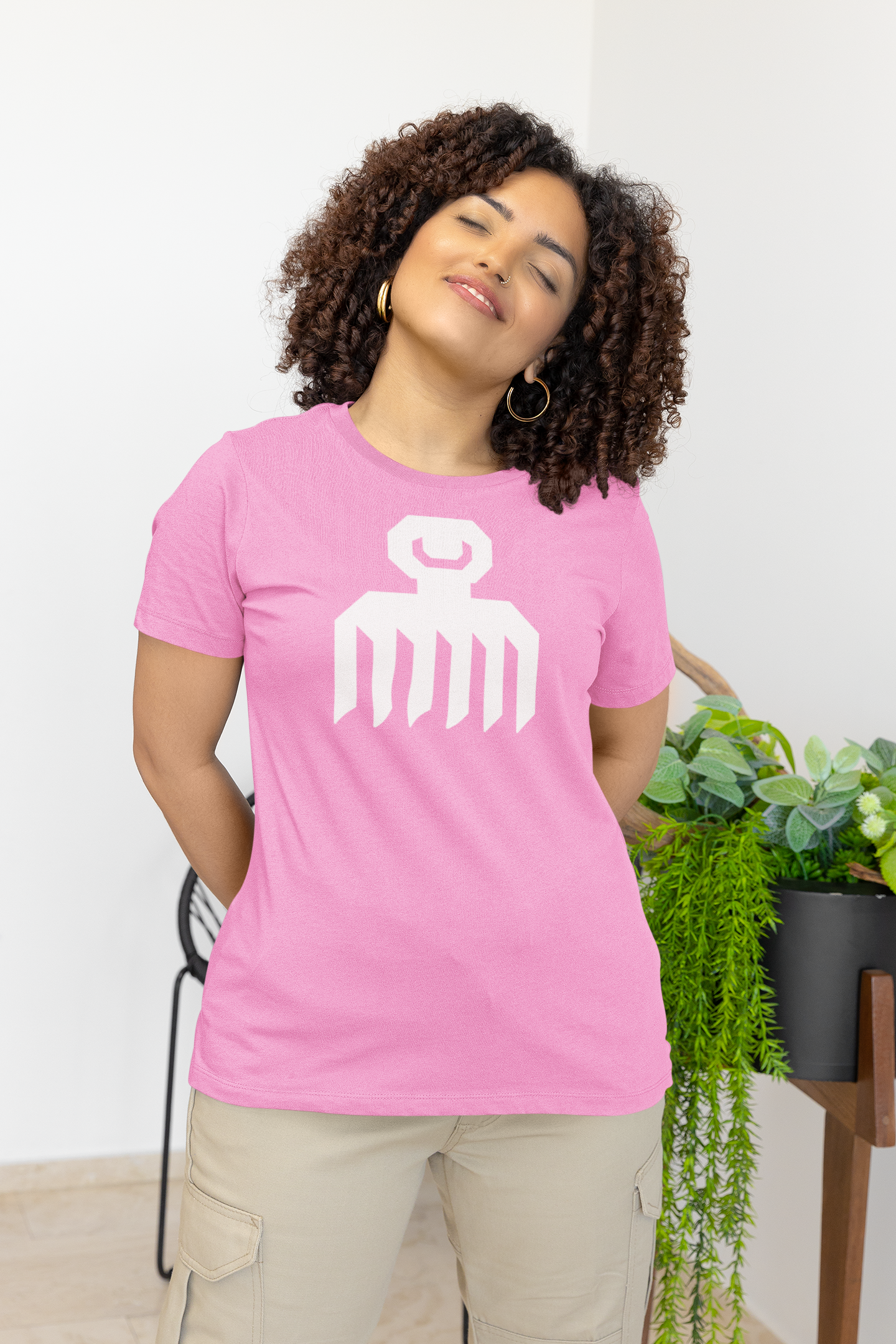 Women's Duafe Adinkra Symbol Tee